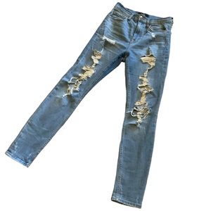 Aero Cheeky Jeggings Heavily Distressed Medium Light Wash Size 6